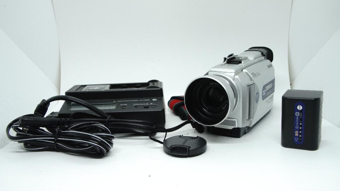 【U2024】 SONY Handycam DCR-TRV50 ソニー