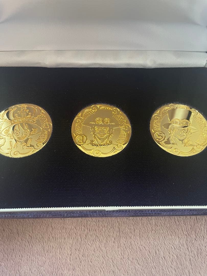 ワンピース　限定品　3兄弟メダル