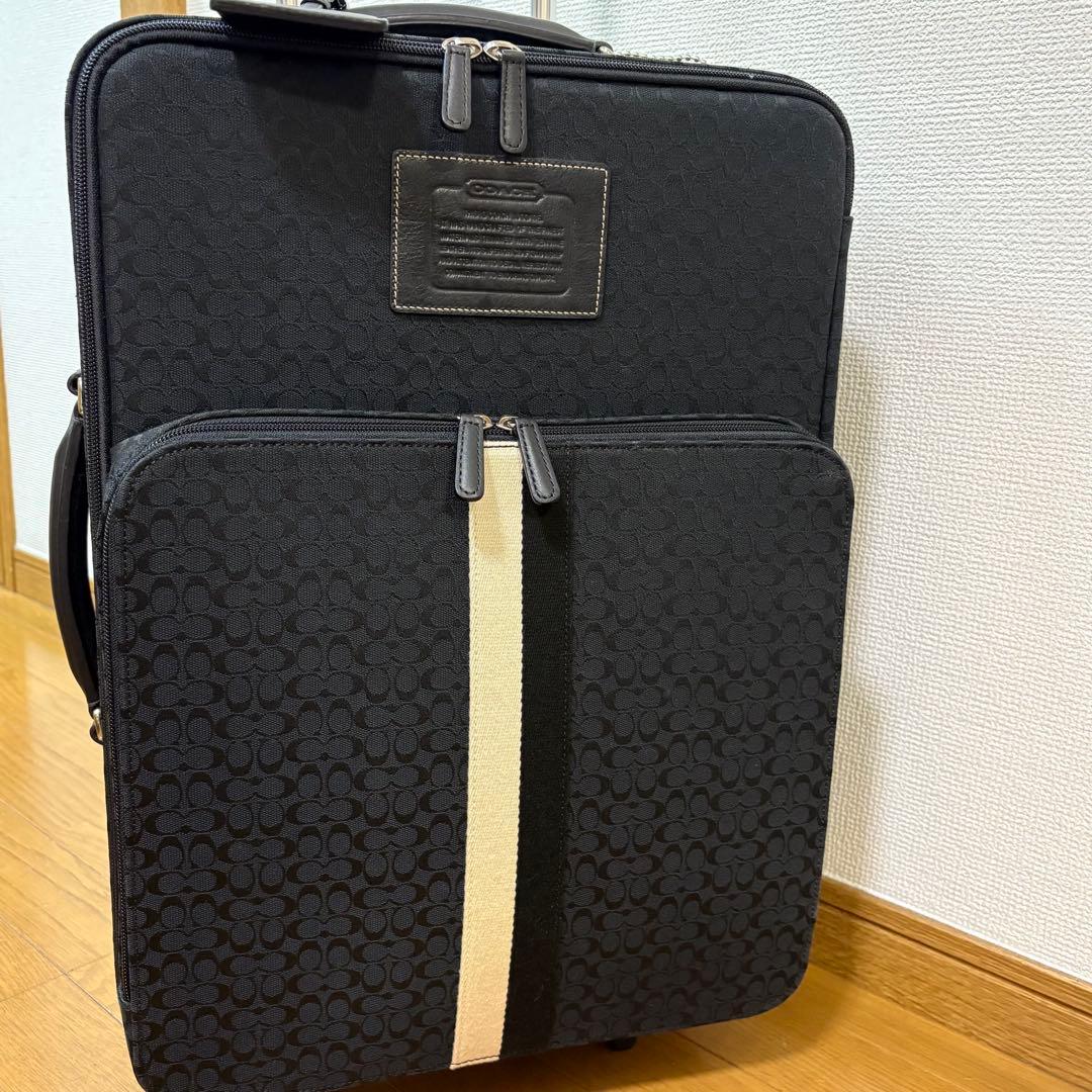 美品 コーチ キャリーケース スーツケース トラベルバッグ シグネチャー 黒