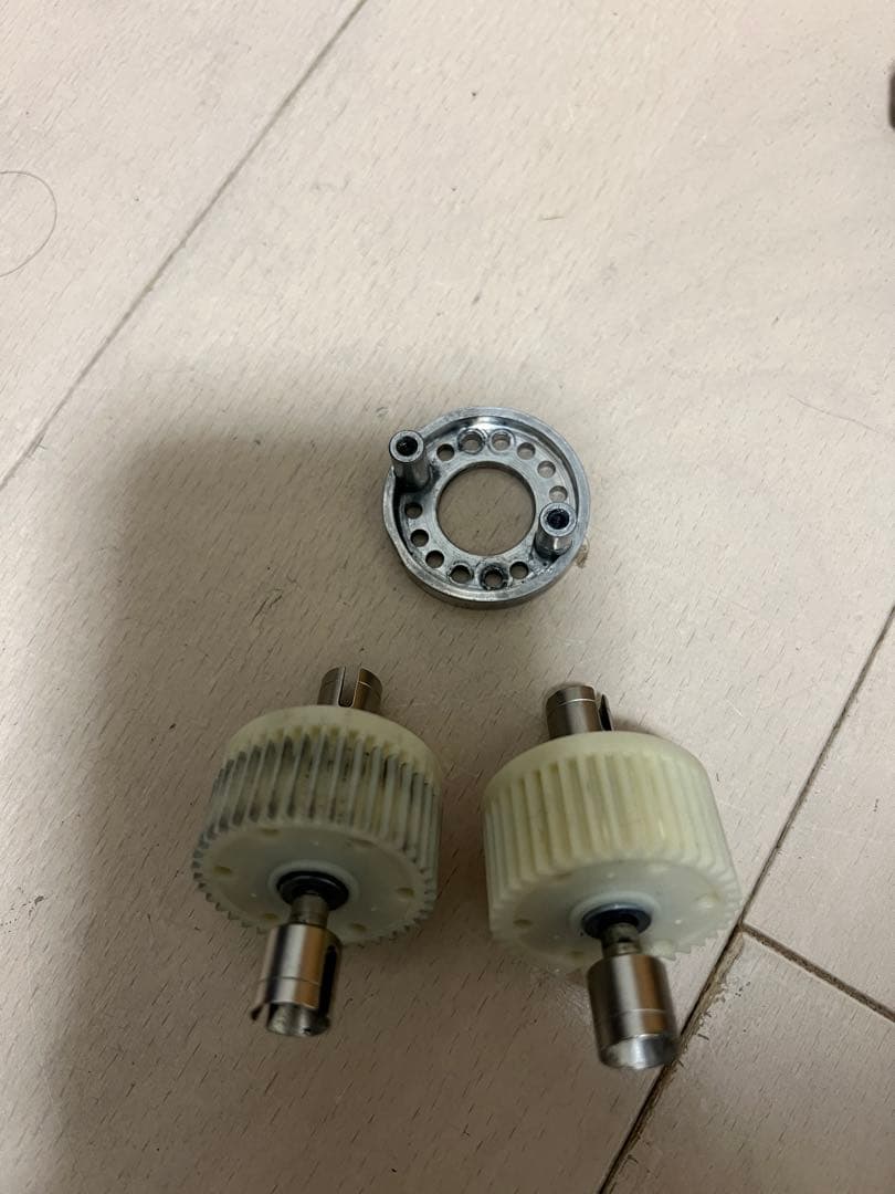 トップフォースEVO. （2021）未塗装ボディ、補修パーツ多数