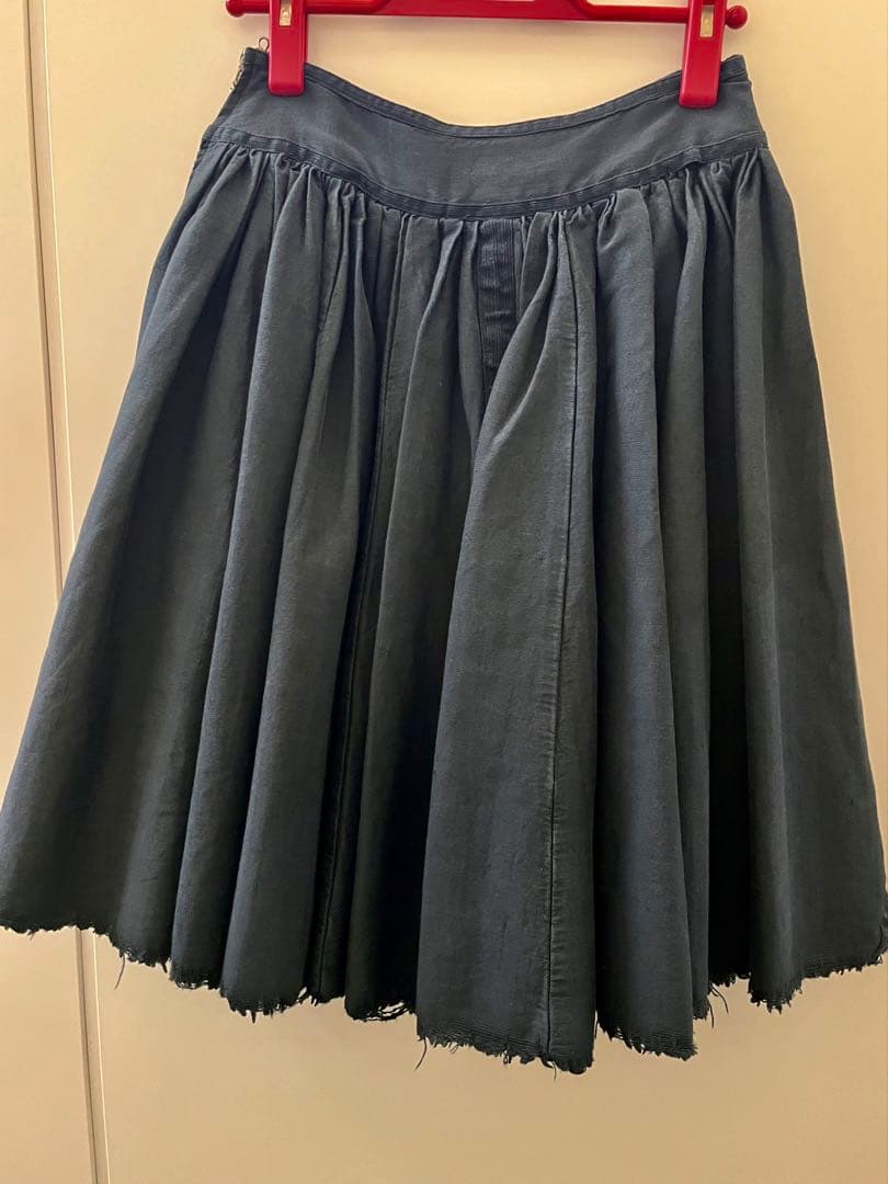 スカート　たっぷり生地　シルク混　黒　ドリスヴァンノッテン
