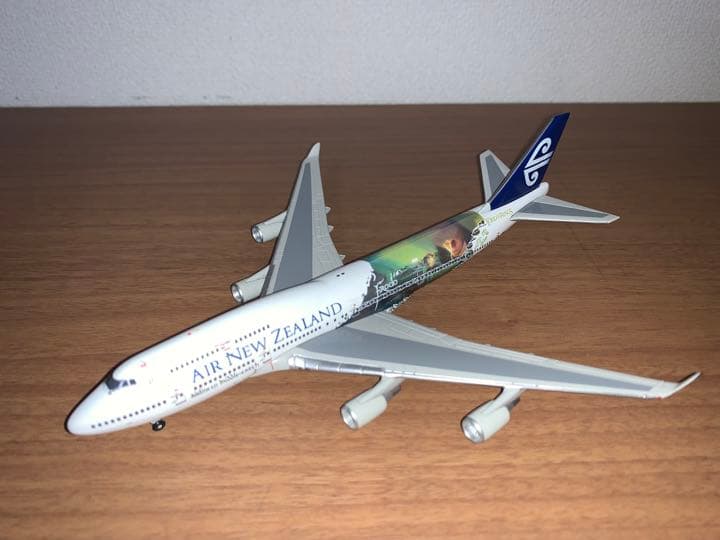 AIR NEWZEALAND B747-419 1/400 特別塗装機