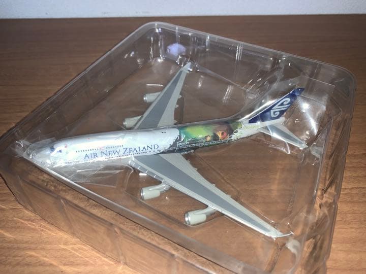 AIR NEWZEALAND B747-419 1/400 特別塗装機