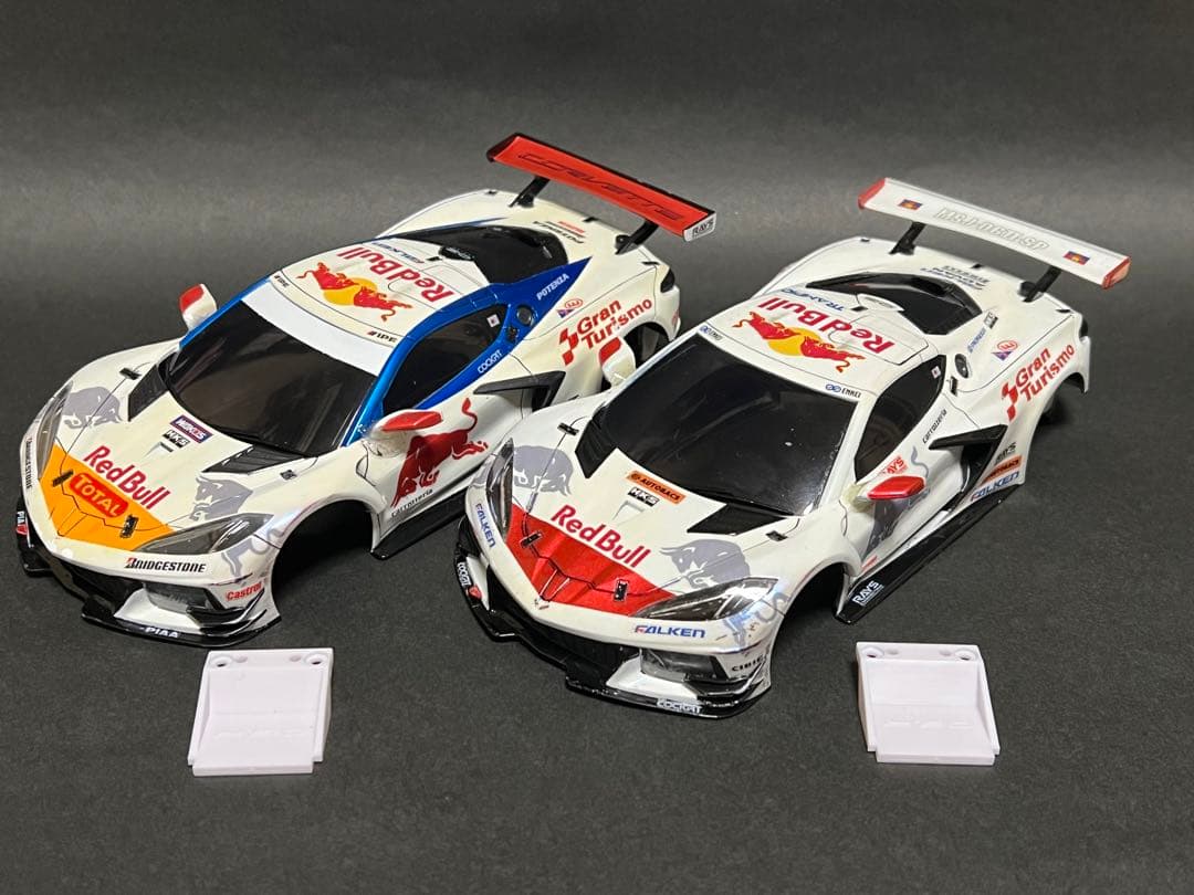 京商　ミニッツ コルベット　c8-r ホワイトボディ自作塗装　使用品　2台セット