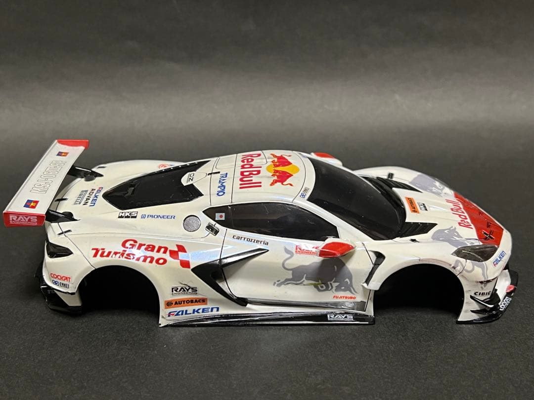 京商　ミニッツ コルベット　c8-r ホワイトボディ自作塗装　使用品　2台セット