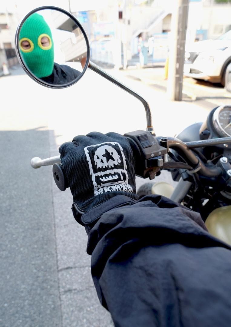 新品　サンタクルーズ x MxMxM スクリーミングハンドグローブ　黒青