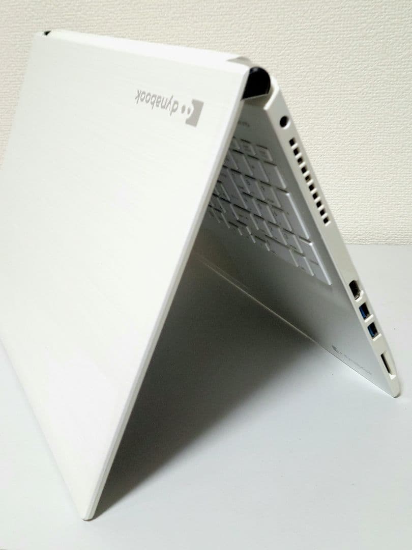 東芝 Dynabook T75 i7-7500U/8GB/1TB/office