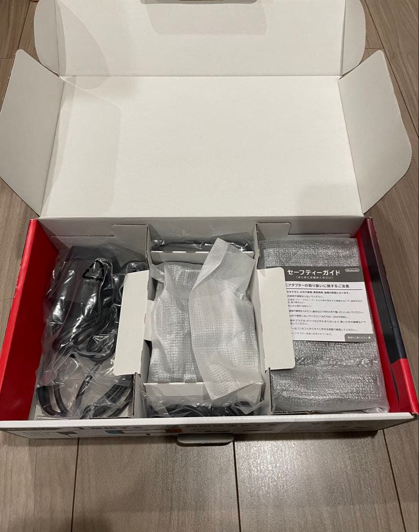 Nintendo Switch 　本体　バッテリー強化版　HAD-S-KABAA