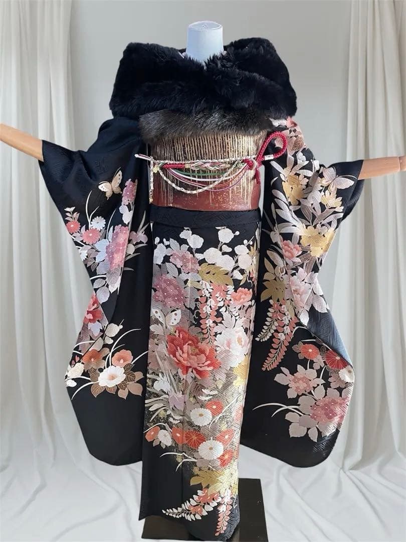 振袖 フルセット 綸子紗綾形 手描き友禅 黒地 花づくし