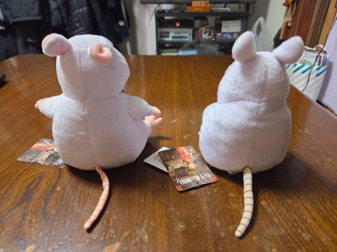 ジブリ千と千尋の神隠し、坊ねずみ座り、ふんわりお手玉M坊ねずみのぬいぐるみです！