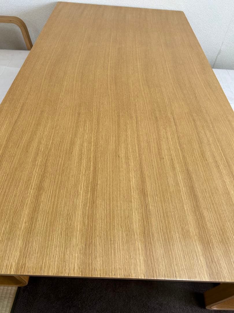 MUJI無印良品:リビングでもダイニングでも使えるテーブル