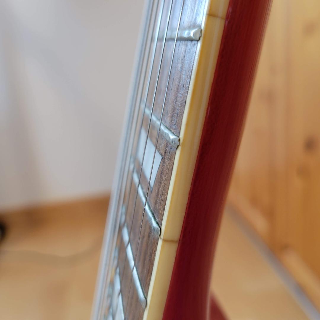 LEGEND by Aria Les Paulレスポールエレキギター ケース付き