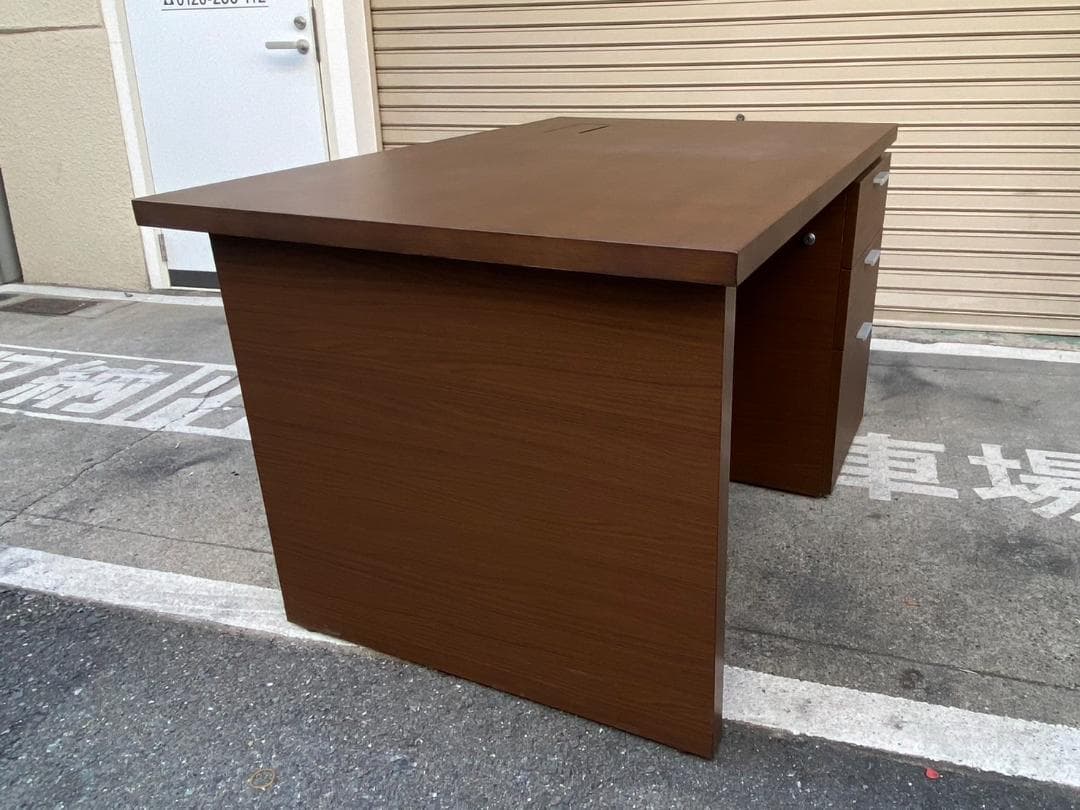 A269☆コクヨ 高級 片袖机 鍵付き「マネージメント 550」