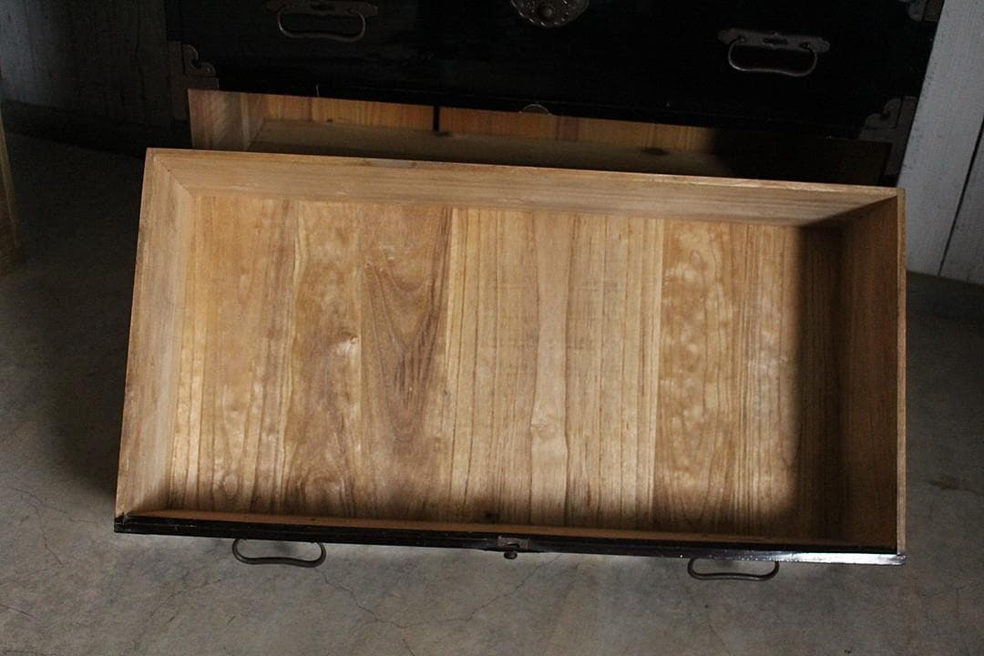 綺麗な丸金具庄内箪笥　3段　中桐　タンス　収納　古家具　古民家　時代家具