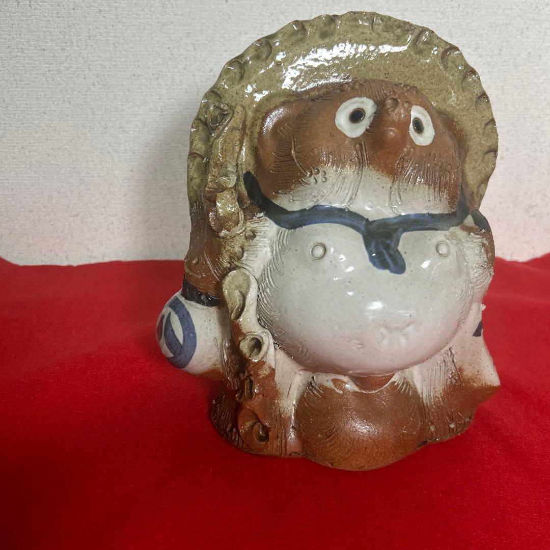 自宅保管品　狸の置物