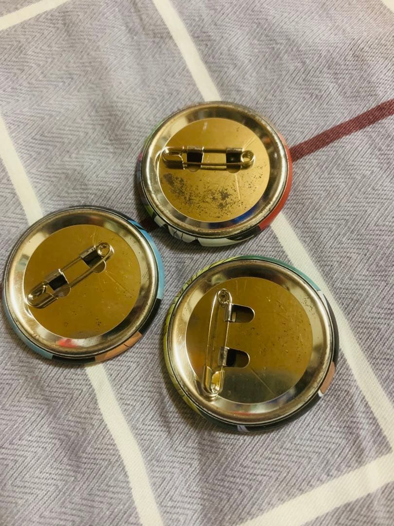 東京ミュウミュウ　赤坂圭一郎　青山雅也　白金稜 缶バッジ