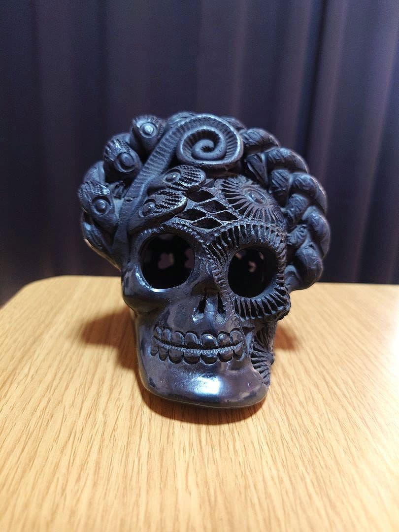 メキシコ雑貨 オアハカ製黒泥頭蓋骨 置物 希少 工芸品