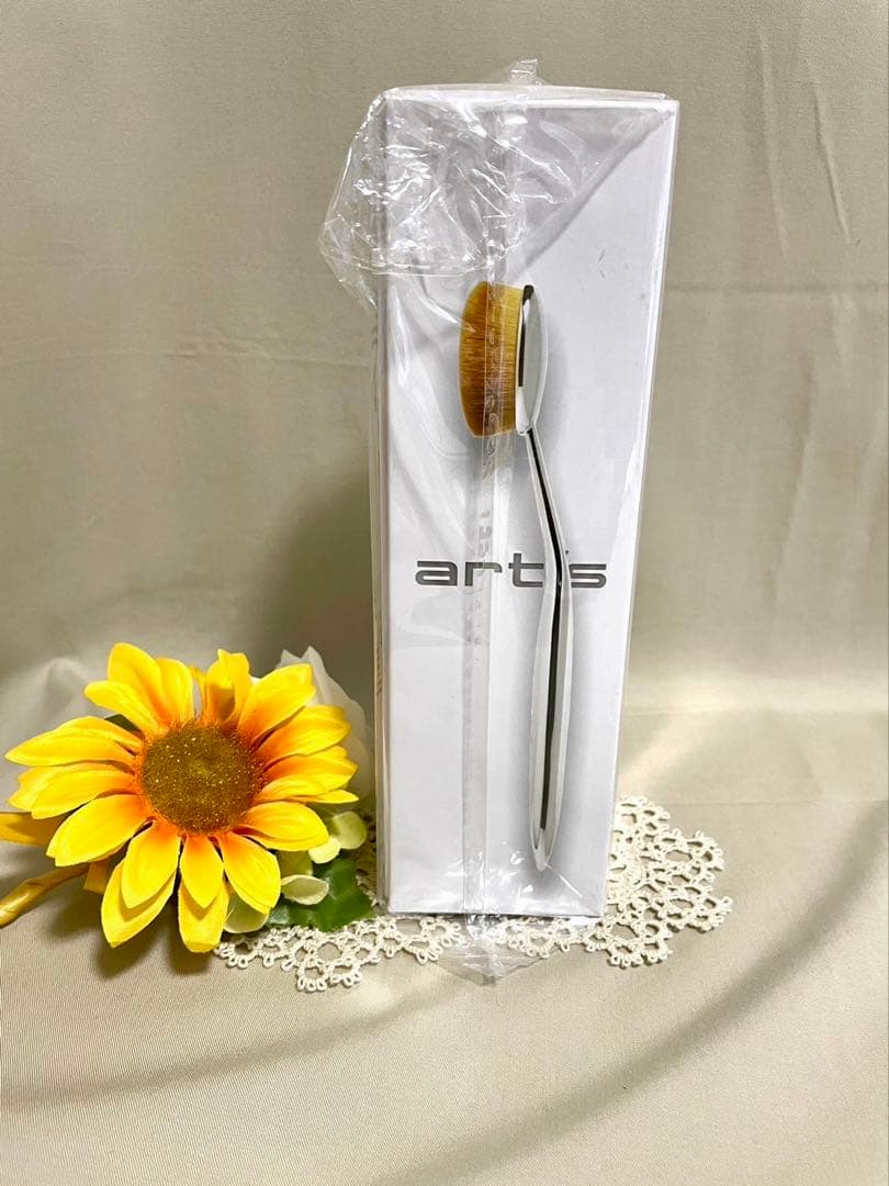 アーティスメイクアップブラシ新品未開封⭐️TV放送簡単時短プロartisオーバル6
