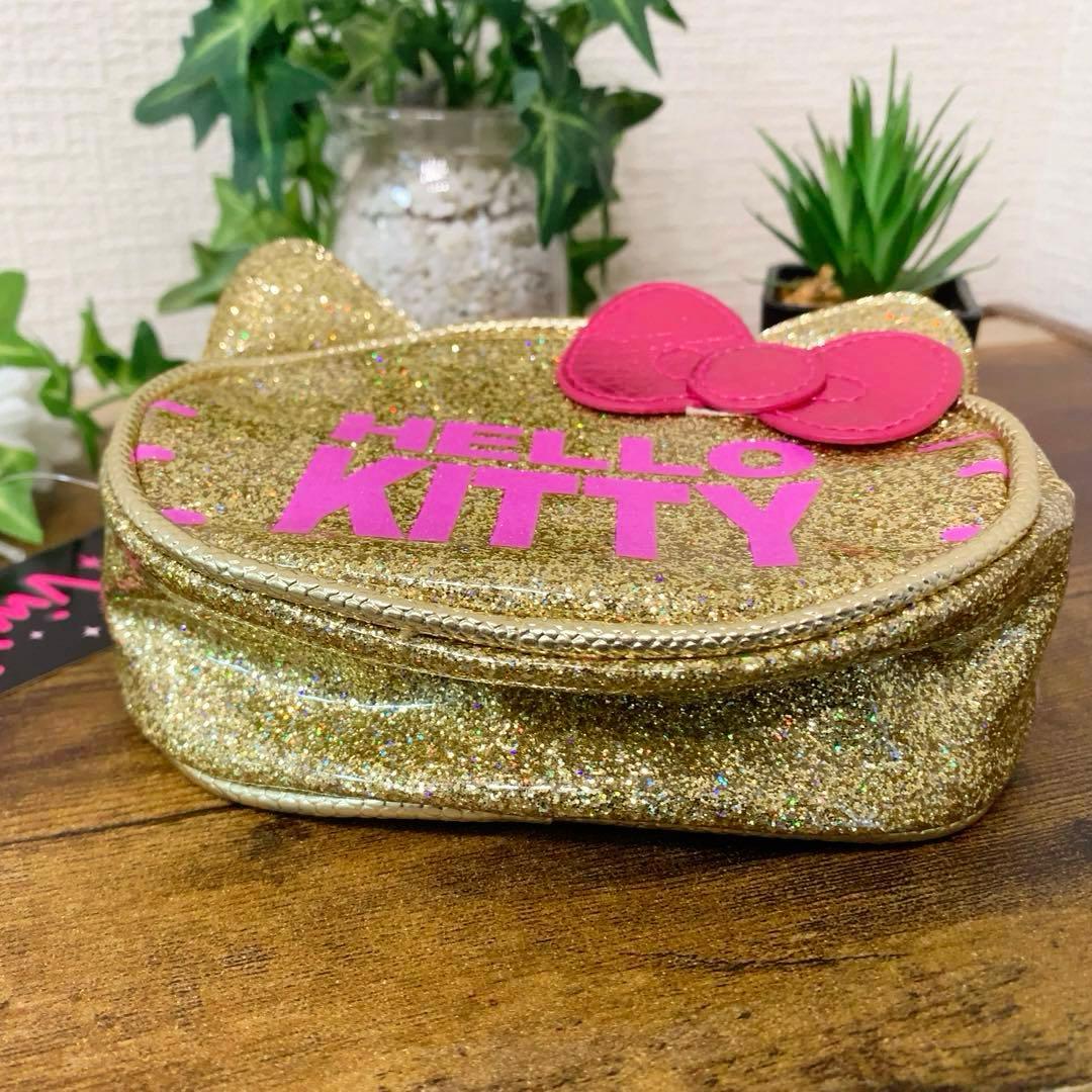 【新品未使用】ハローキティ　キラキラ　ゴールドポーチ☆Vivitix☆ タグ付き