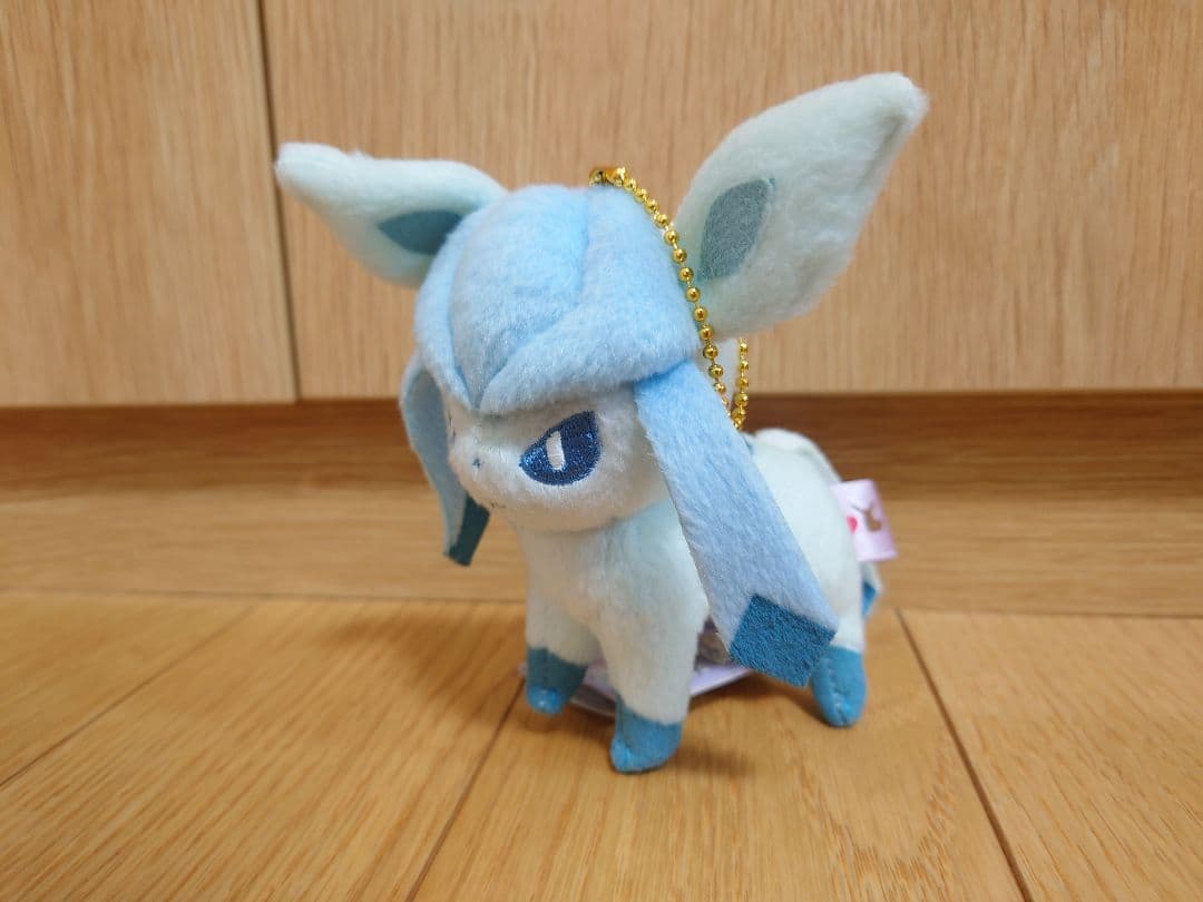 ポケモン　グレイシア　ぬいぐるみ