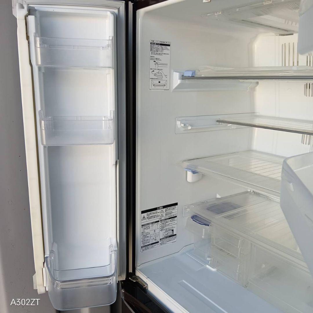 送料設置無料　人気モデル三菱冷蔵庫　520L 木目デザイン