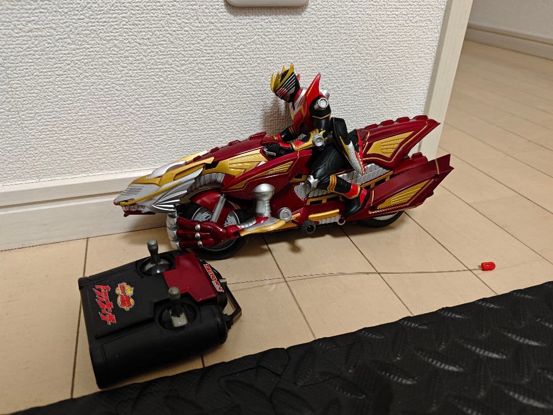 動作確認済 フィギュアーツ 仮面ライダー 龍騎 サバイブ 烈火龍ドラグランザー