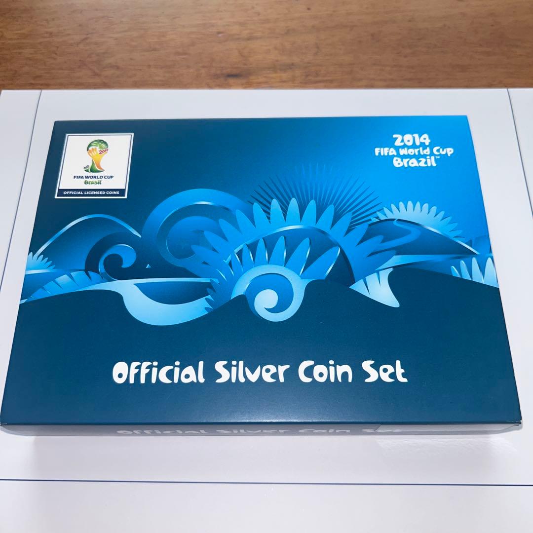 値下げしました！2014FIFAワールドカップ ブラジル大会公式記念