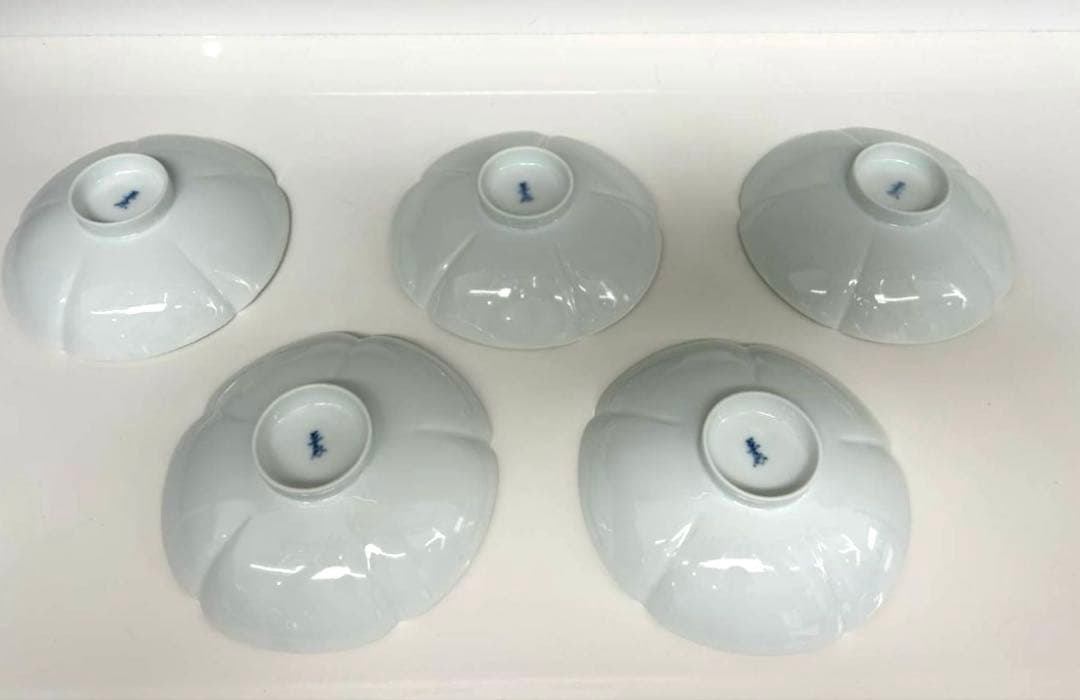 人間国宝 井上萬二作　銘々皿5枚セット　白磁花形