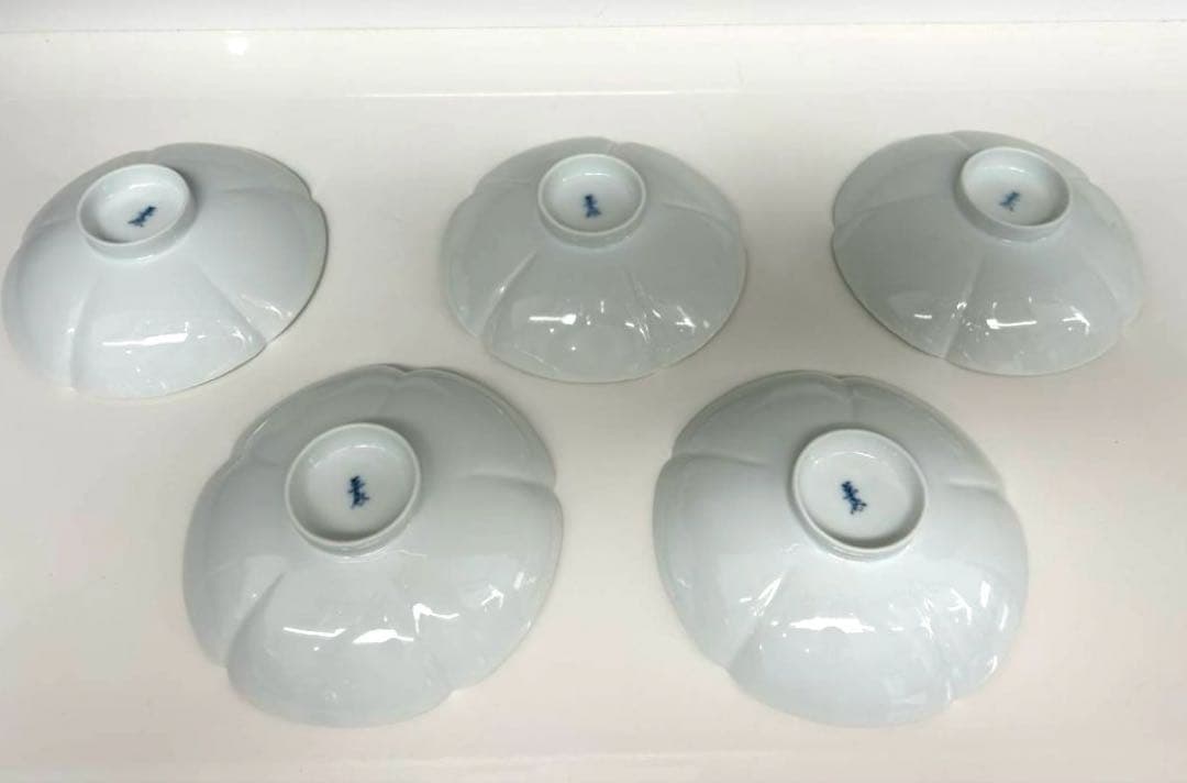 人間国宝 井上萬二作　銘々皿5枚セット　白磁花形