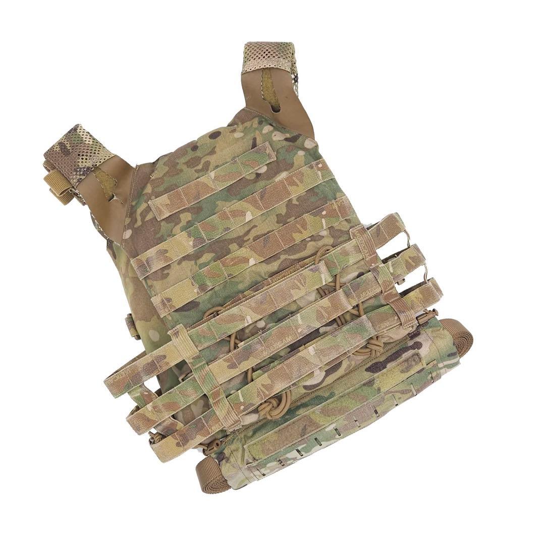 新品 FORGE CONCEPTS TNTポーチ マルチカム チャージポーチ