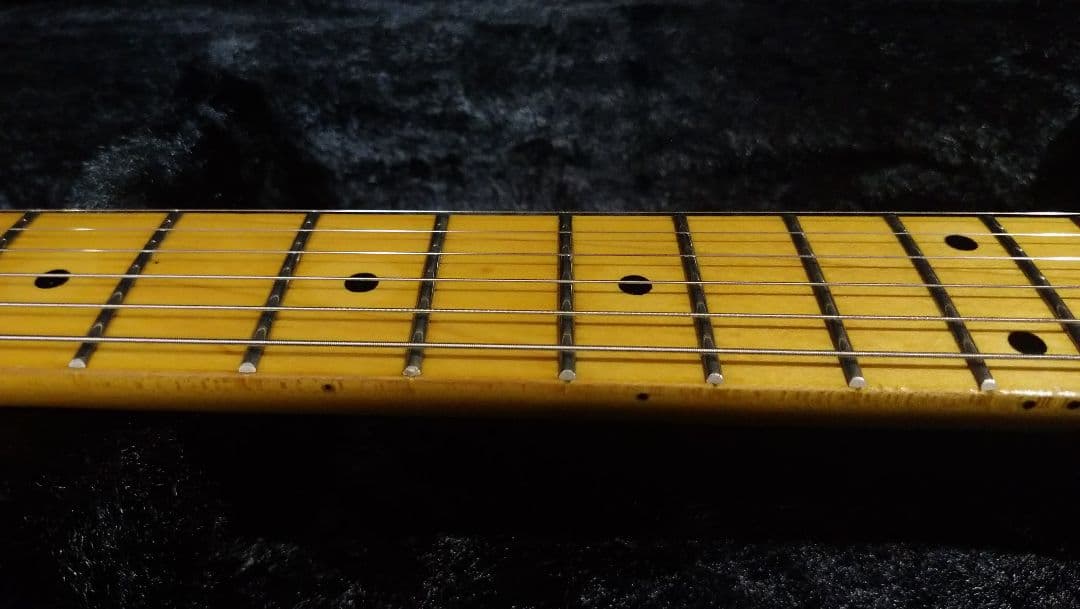 ギター Washburn SS-40 B / STEVE STEVENS model