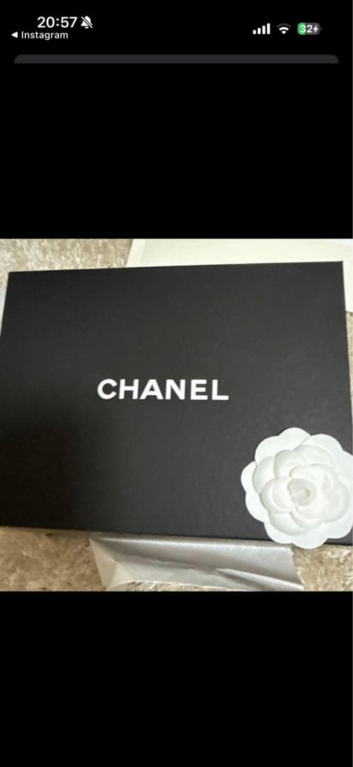 さ*り様 CHANEL 黒 レザー ショルダーバッグ