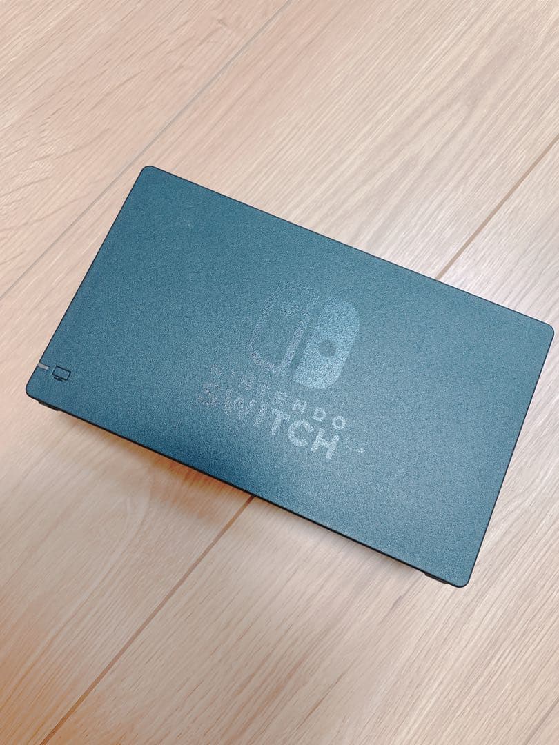 Nintendo Switch 本体セット（パステルパープル／パステルグリーン）