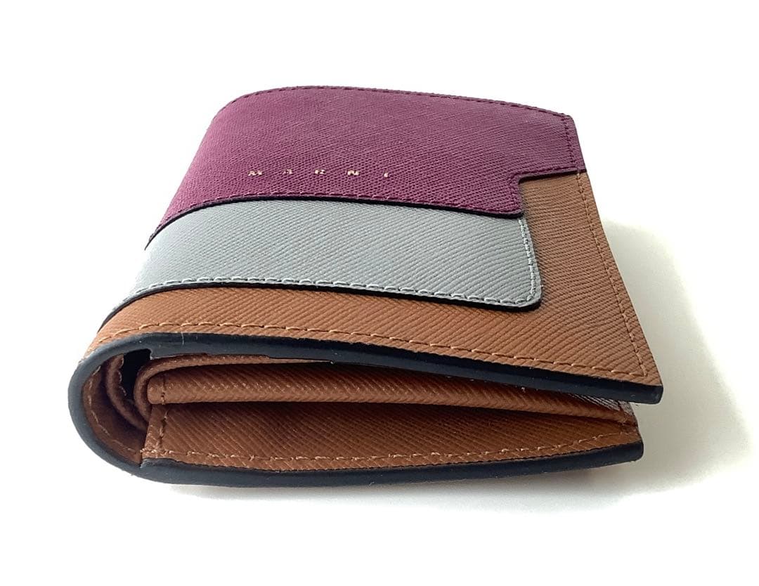 新品★マルニ★MARNlサフィアーノバイフォールドウォレット２つ折り財布★茶系