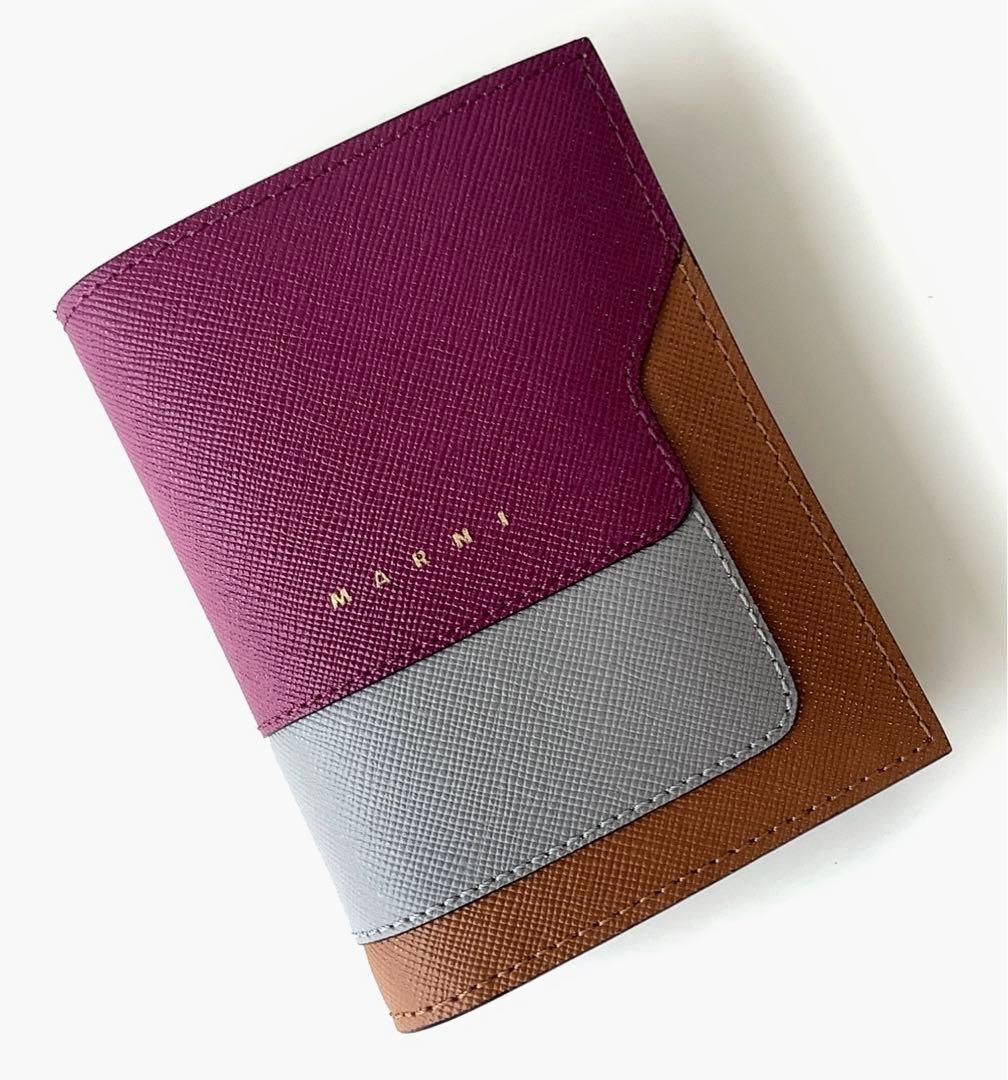 新品★マルニ★MARNlサフィアーノバイフォールドウォレット２つ折り財布★茶系