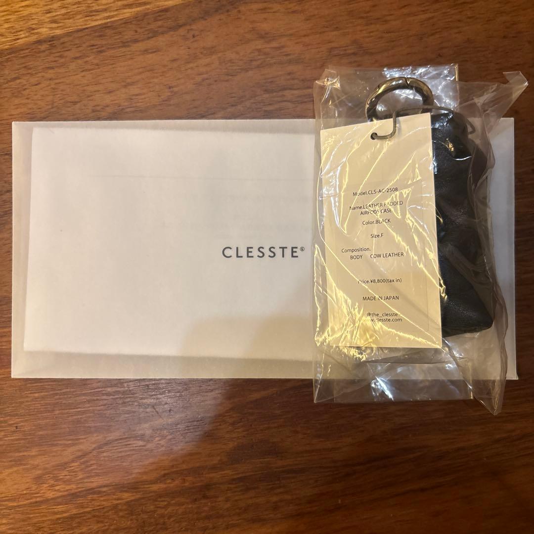 小物 CLESSTE LEATHER PADDED AIRPODS CASE
