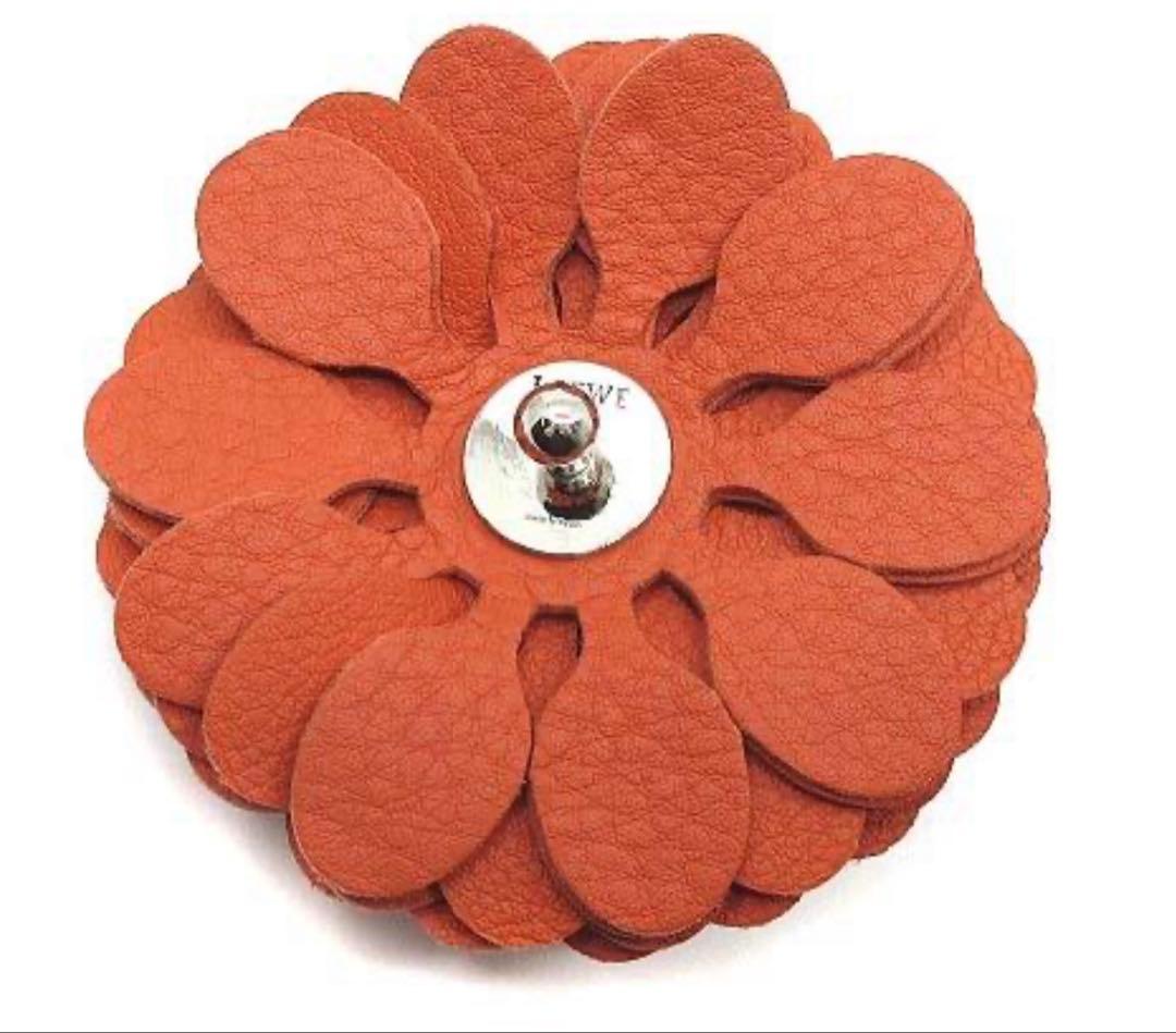 LOEWE ロエベ バッグチャーム お花 フラワー チャーム