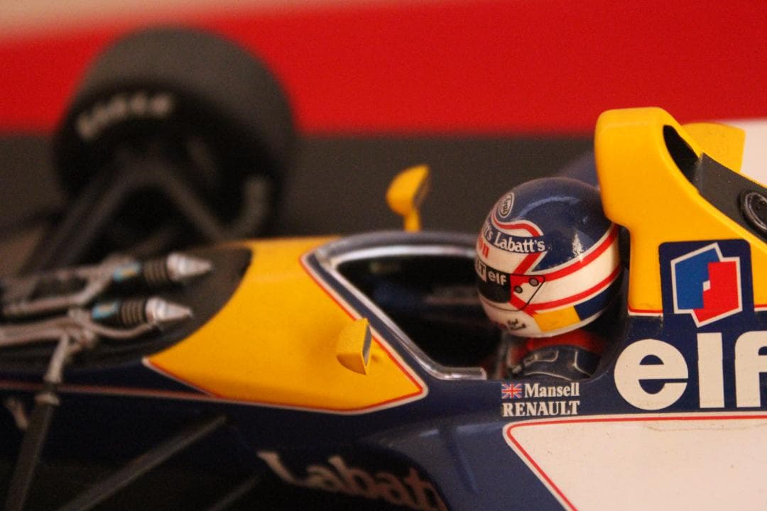 ミニカー 1/18・1992年 F1 ウイリアムズ・ルノー FW14B