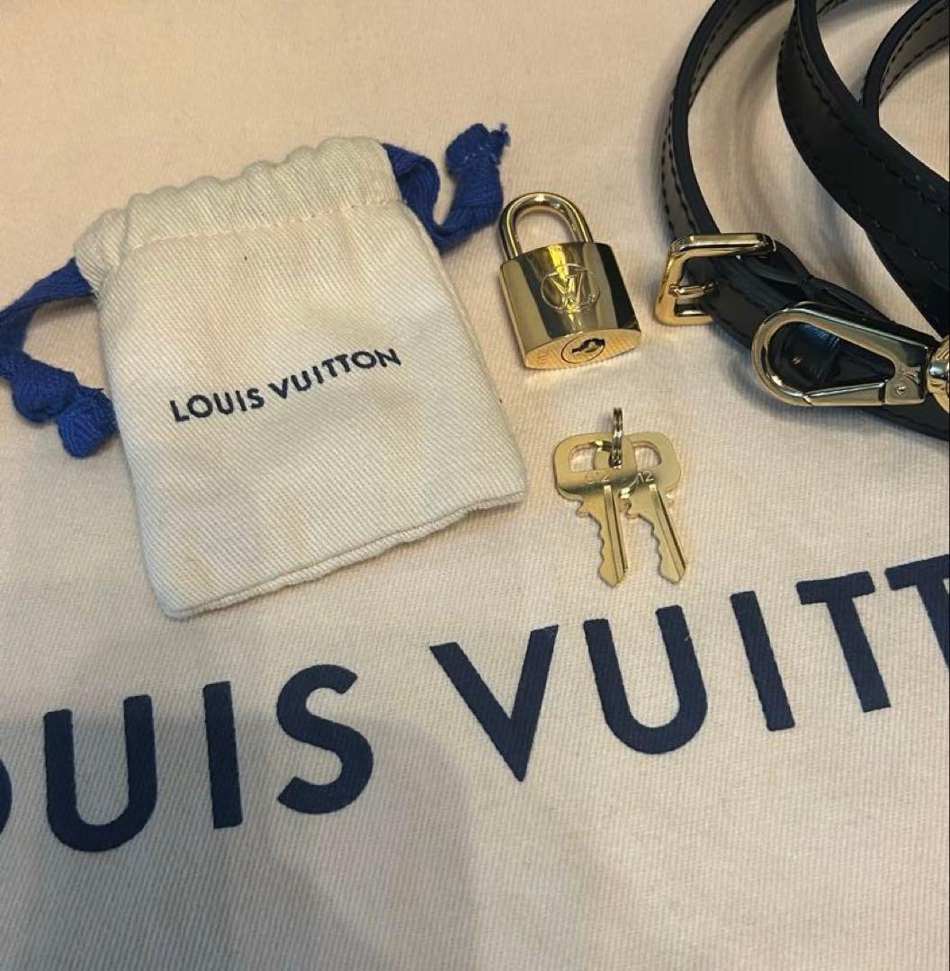 【美品】LOUIS VUITTONカンヌ モノグラムショルダーバッグ