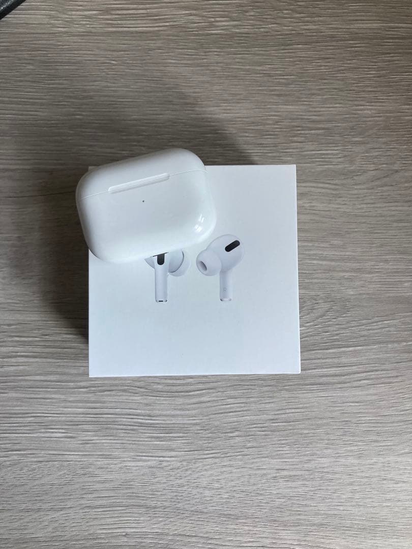 Apple AirPods Pro 第一世代