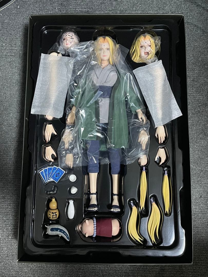 【最終価格】rocket toys 1/6 綱手