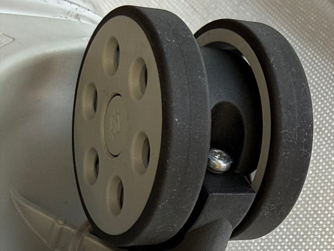 リモワトパーズ104L 四輪　青ロゴ