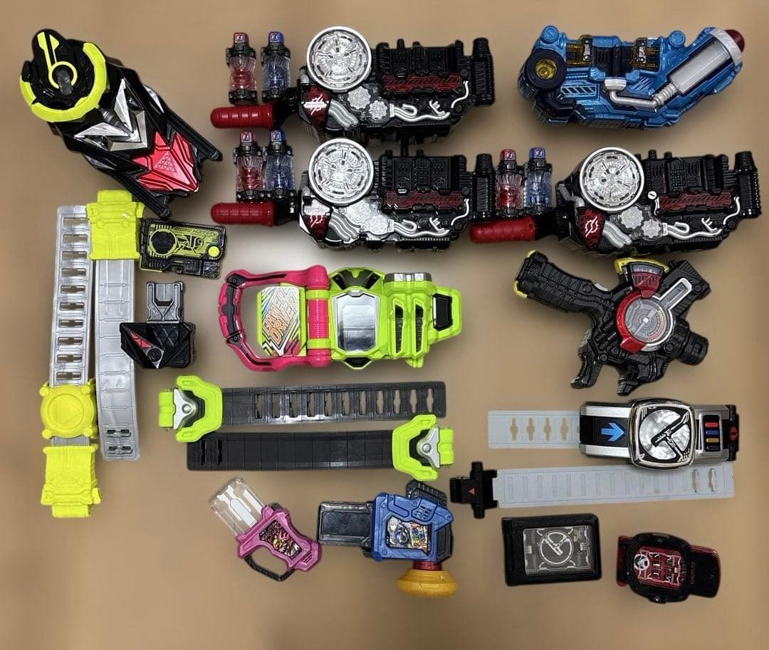 仮面ライダーエグゼイド　ビルド　ゼロワン　電王　ドライバーセット