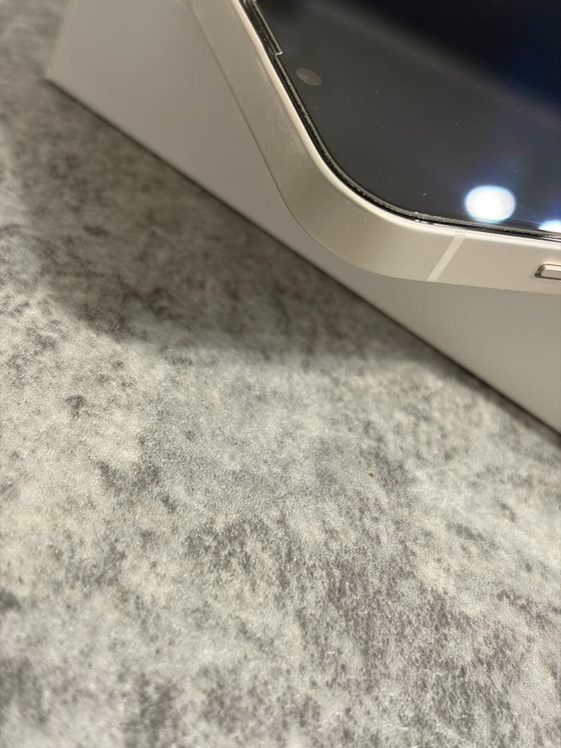 Apple iPhone 14 ホワイト 本体　美品