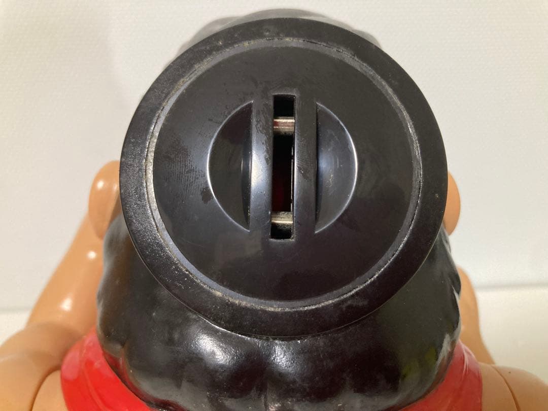 【新品】　お金を入れると音が出るサウンドマネーバンク　アントニオ猪木貯金箱