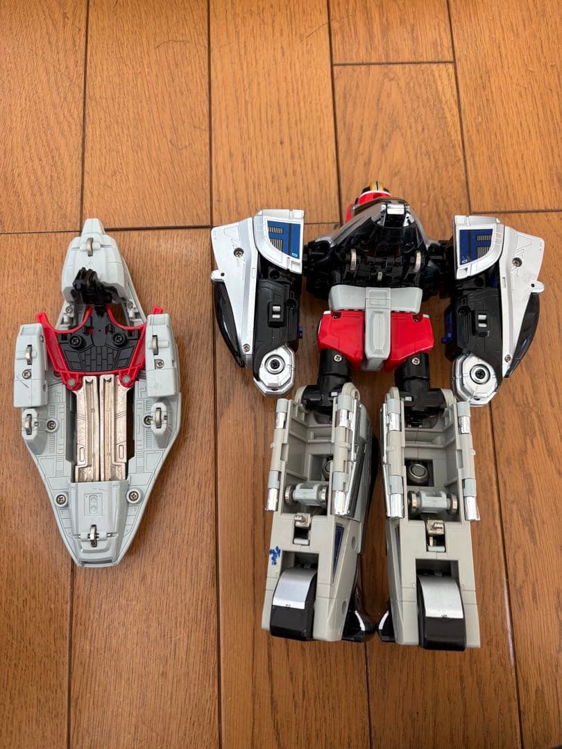 未来戦隊タイムレンジャーDXタイムロボ