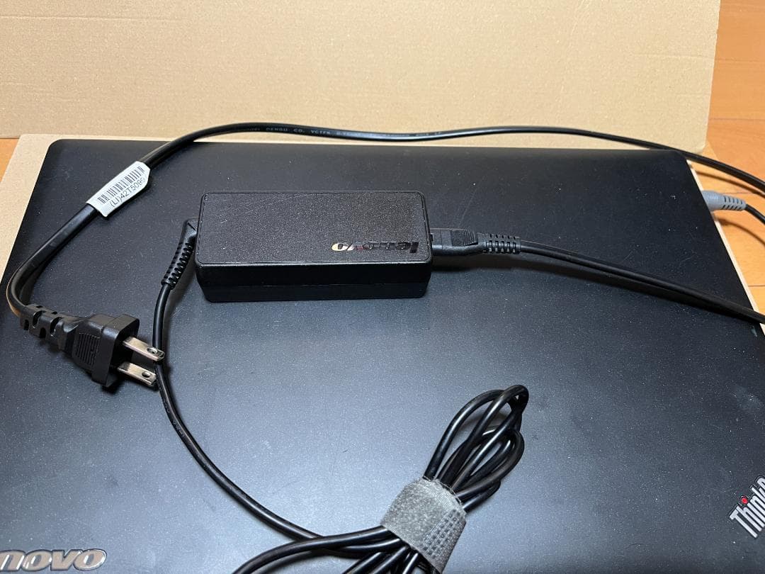 Lenovo ThinkPad Edge E530c 本体＋ACアダプタ