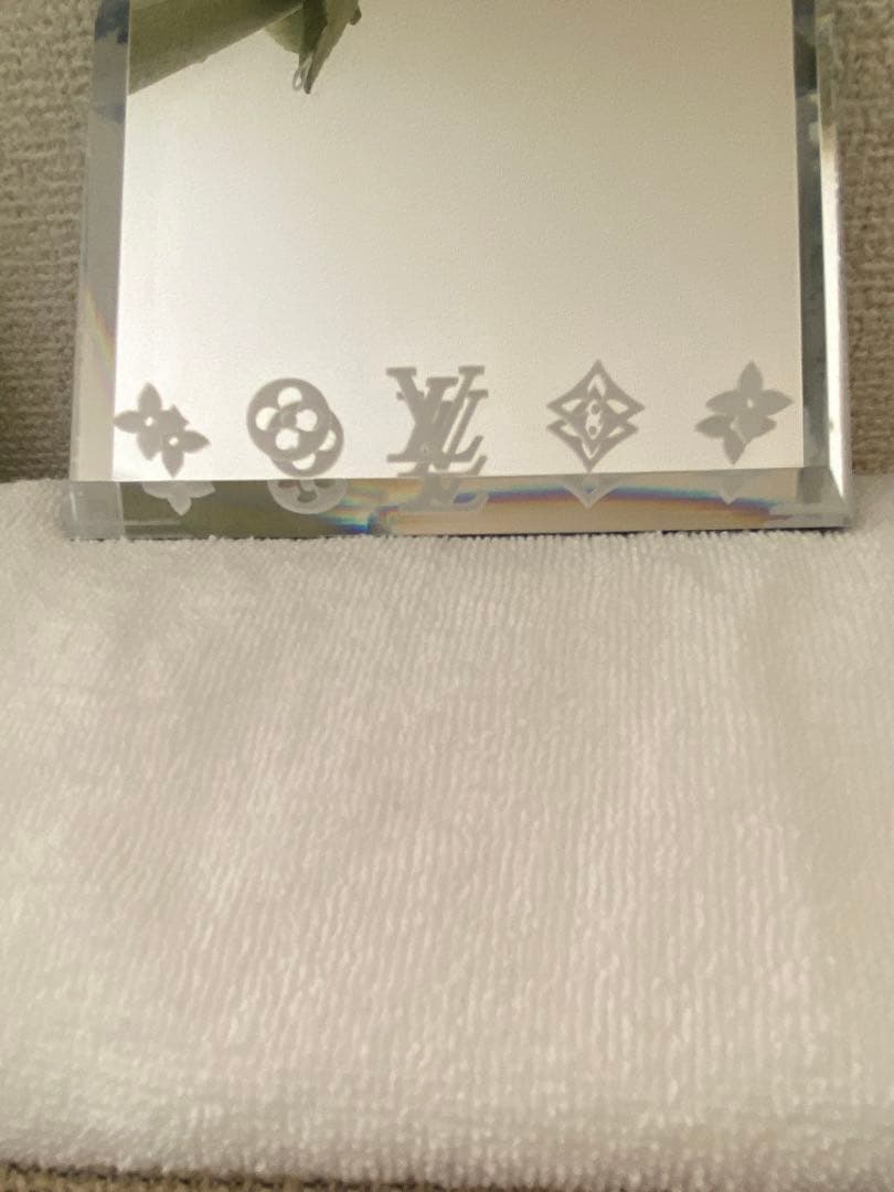 *非売品／レアもの　Louis Vuitton ミラー(招待イベントプレゼント)