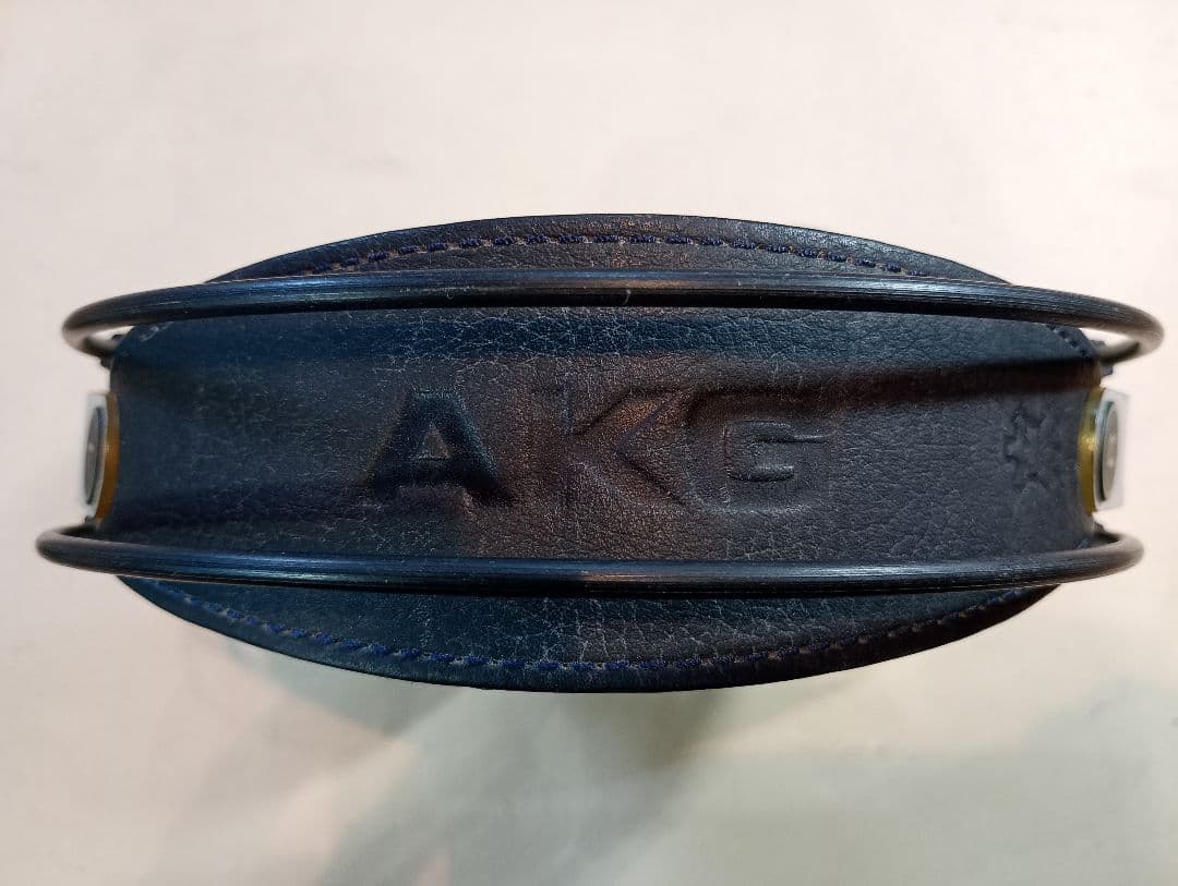 AKG K702 開放型ヘッドフォン(箱無し)