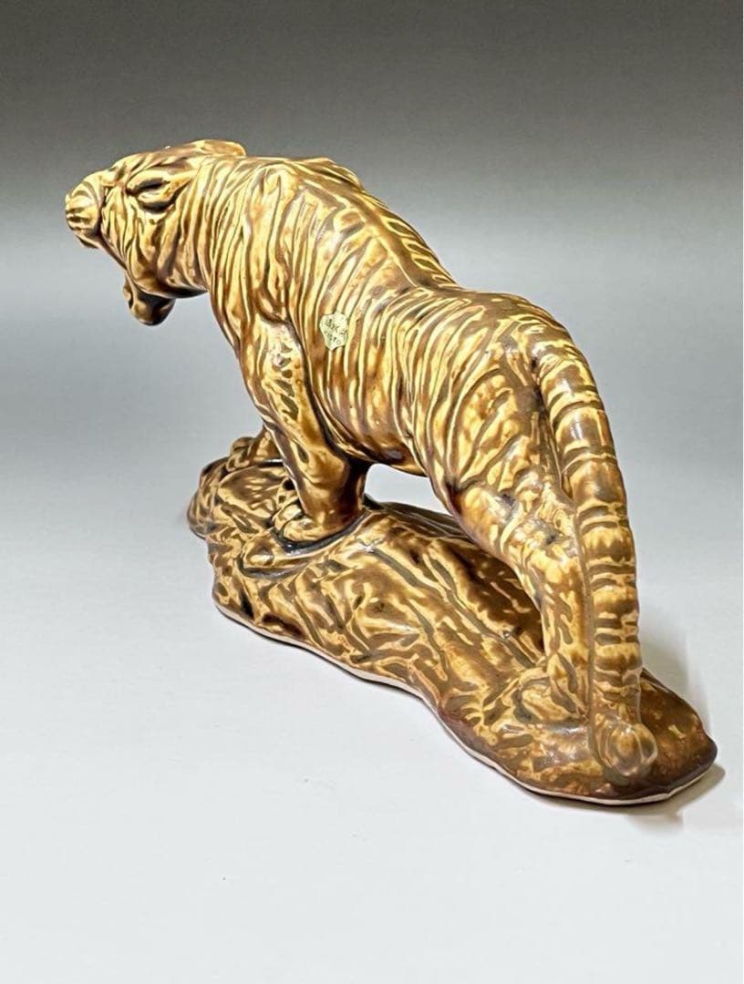 E25 清水焼　加藤光雲　甲寅　寅の置物　インテリア置物